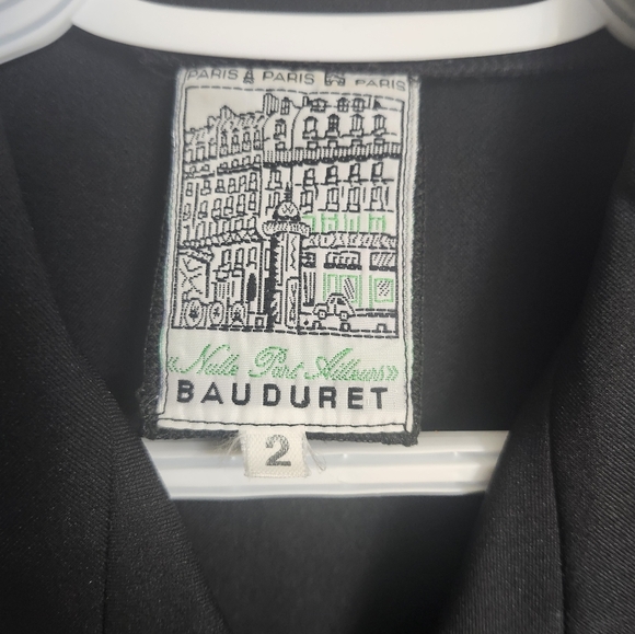 Absolutely stunning Vintage blazer. - Picture 2 of 8